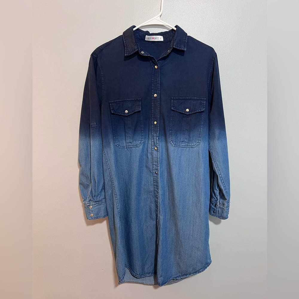 Woman’s Buddy Basics Denim Snap Front Dress Size S